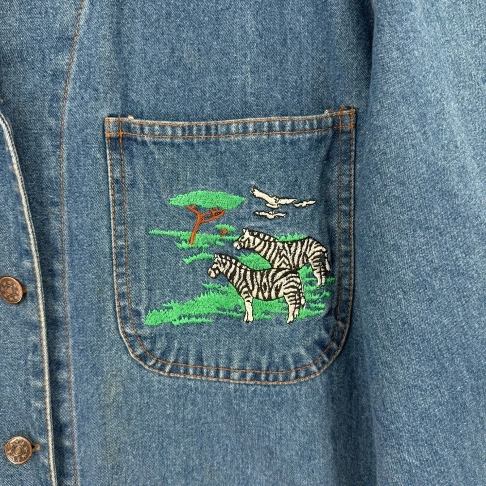 Vintage Casey Coleman Denim Safari Animal Chore Jacket Women ML Embroidered Boho - Picture 10 of 13